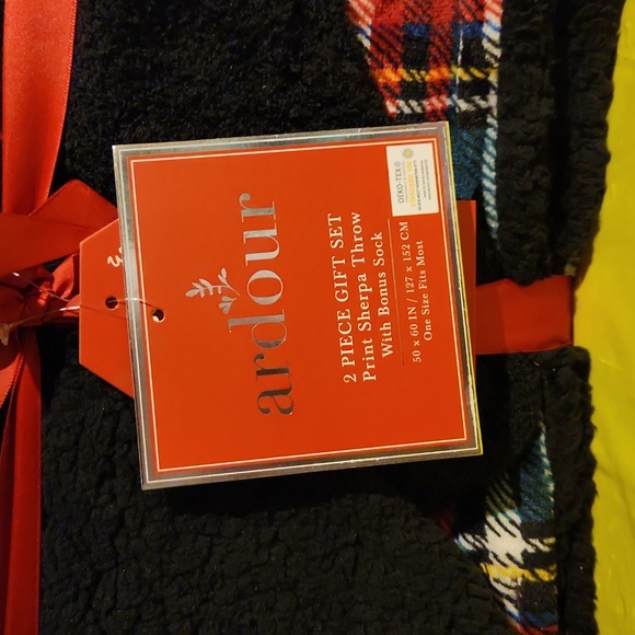 Plaid, Sherpa Throw Gift Box with Sock - Picture 2 of 3